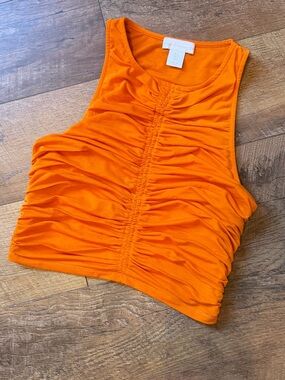 House of Harlow Ruched Sleeveless Crop Top